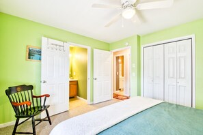 2 bedrooms, Internet, bed sheets - Quiet 2 bedroom home with mountain view, grill, firepit & washer/dryer (Franklin)