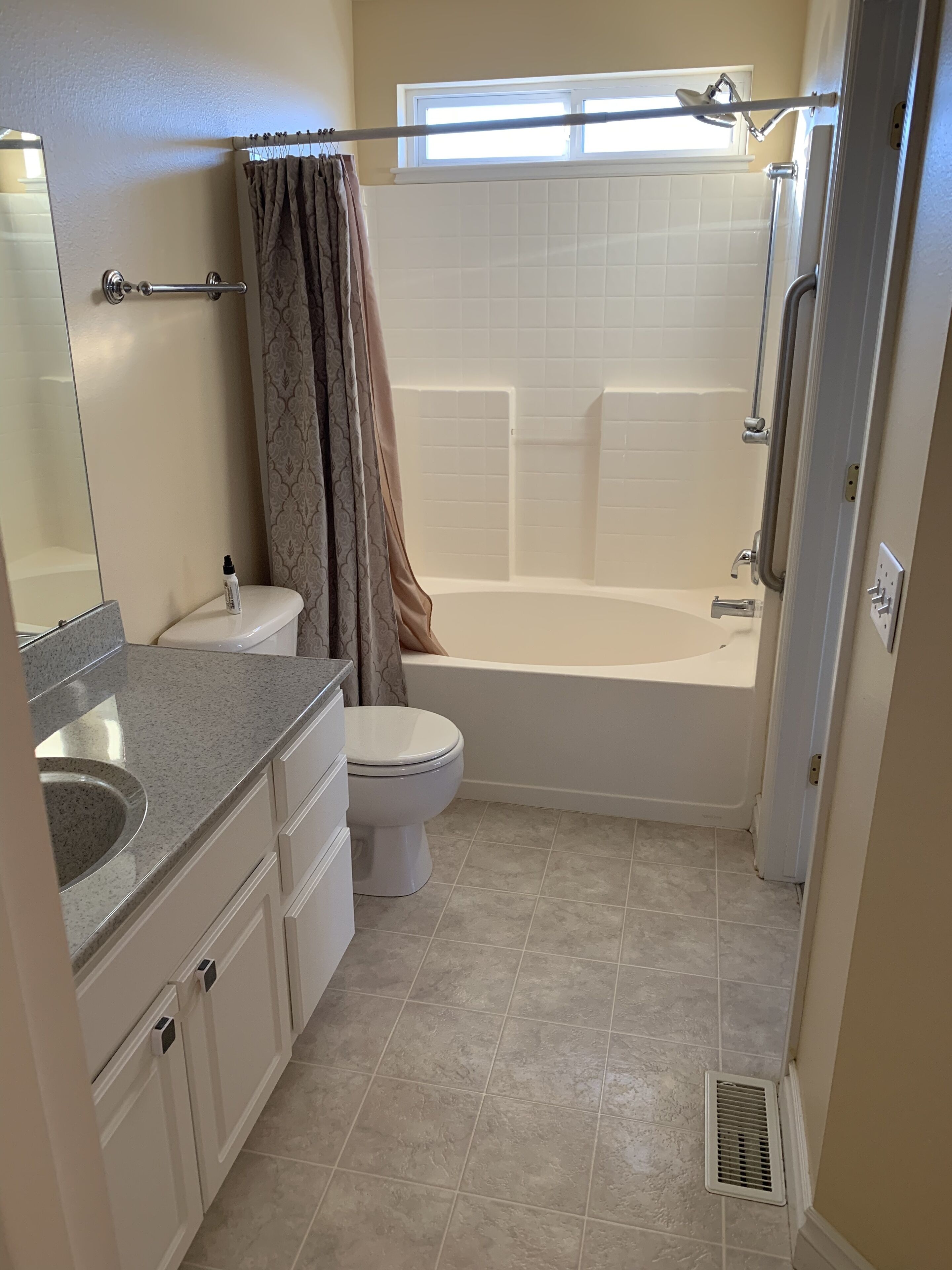 淋浴設備、風筒、提供毛巾、番梘