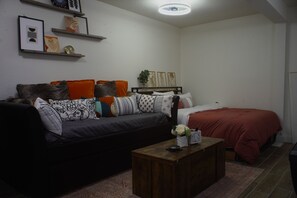 Desk, iron/ironing board, free WiFi, bed sheets