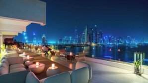 Property grounds - Five Palm - Super Spacious Apartment - 3 Br  M (دبي)
