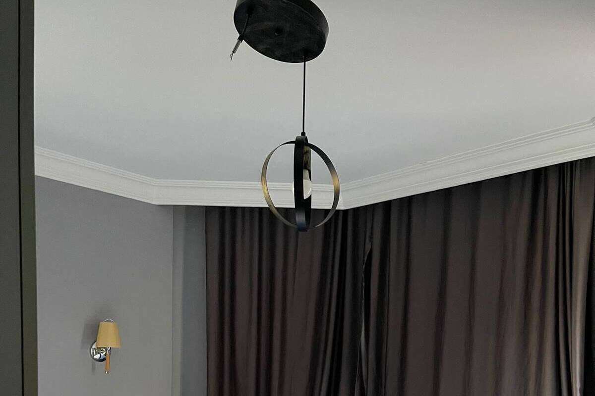 1 slaapkamer, een kluis op de kamer, geluiddichte muren