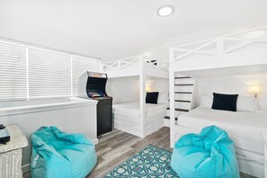 4 Schlafzimmer, Allergikerbettwaren, Bügeleisen/Bügelbrett, WLAN