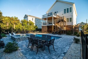 Outdoor dining - Beachside Bliss at Third From the End (Pawleys Island)