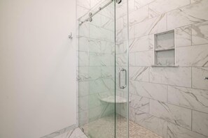 Badekar og hårføner
