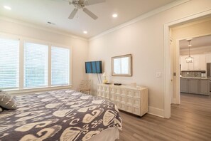 6 bedrooms, Internet, bed sheets - Beachside Bliss at Third From the End (Pawleys Island)