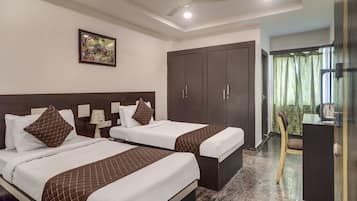 Comfort Double or Twin Room, 1 Single Bed, Non Smoking | In-room safe, free WiFi