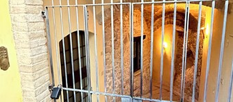 79s Apt in the Historic center Trevi ( Perugia) 50 mt to Bars & Restaurants WiFi