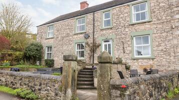 Cottage | Exterior