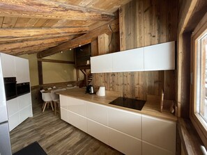 Micro-ondes, lave-vaisselle