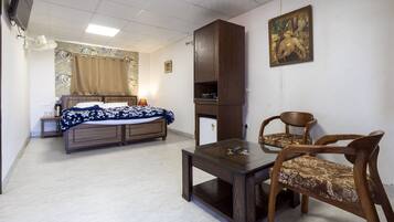 Apartamento familiar, 1 habitación, vistas al jardín | 1 dormitorio, ropa de cama de alta calidad, decoración individual