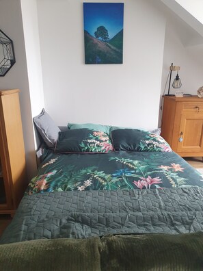 1 quarto, ferros/tábuas de passar roupa, Wi-Fi de cortesia