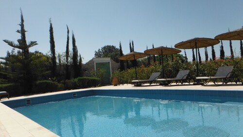 Modern villa with swimming pool just è kms from Essaouira