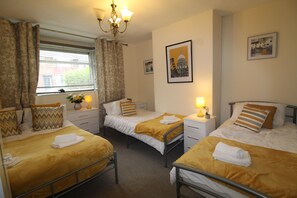 Business House | 4 bedrooms, iron/ironing board, free WiFi, bed sheets - Clifton House (Sheffield)