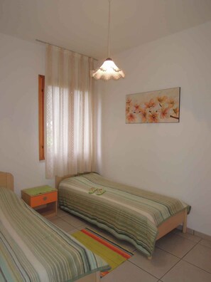 3 bedrooms - Holiday apartment with parking (Bibione)