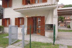 Exterior - Holiday apartment with parking (Bibione)