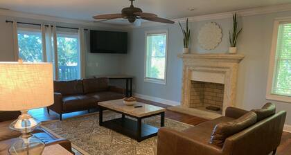Waterfront and Trail-backing retreat in the heart of the city!
