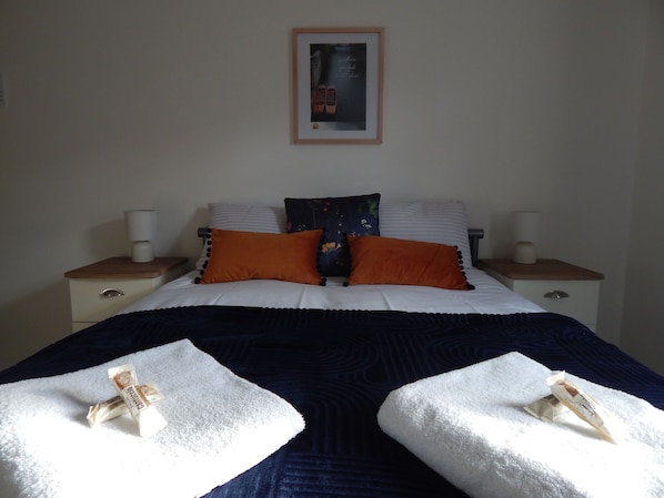 9 bedrooms, desk, iron/ironing board, free WiFi
