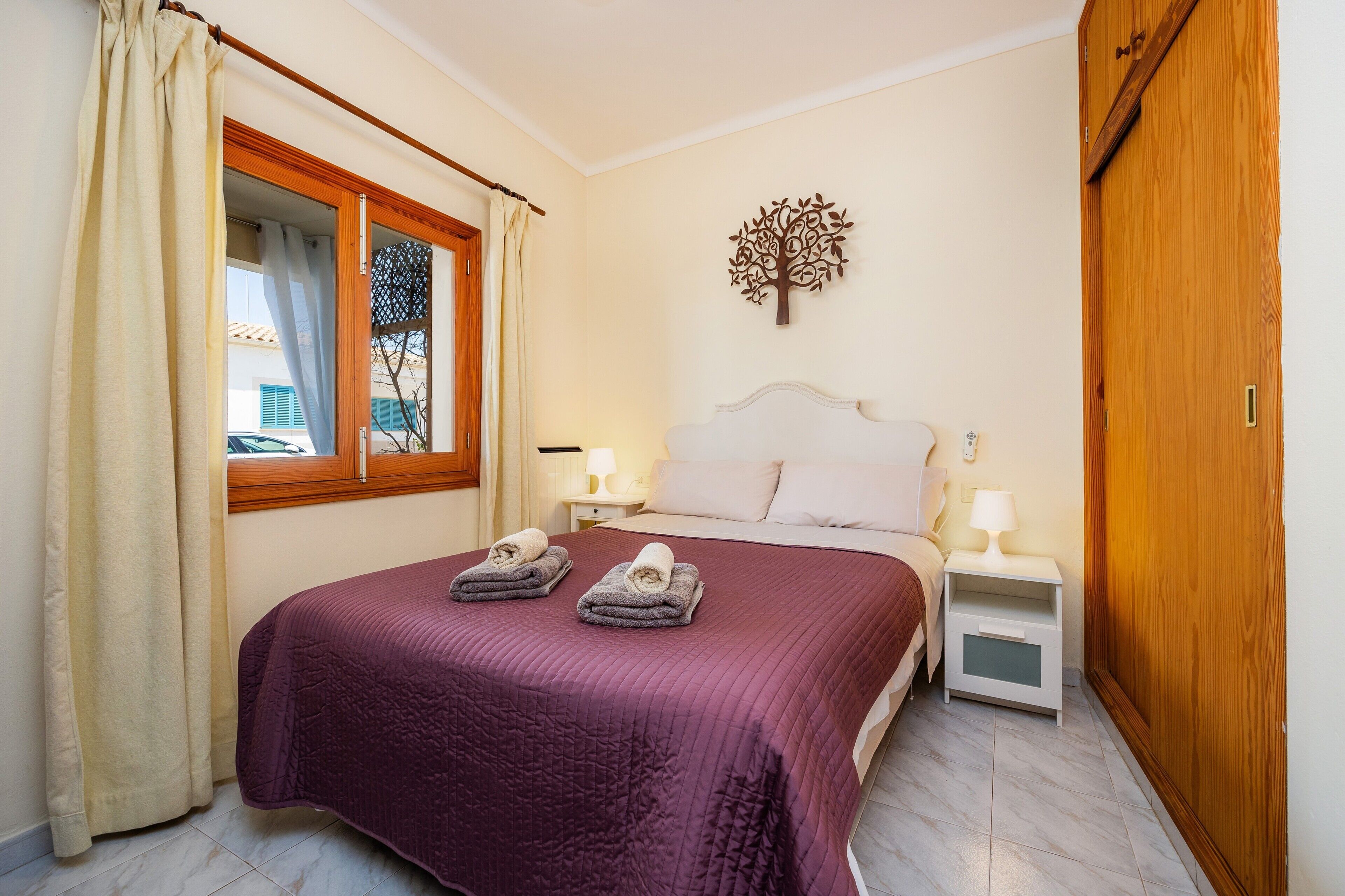 6 Schlafzimmer, Bügeleisen/Bügelbrett, kostenloses WLAN, Bettwäsche