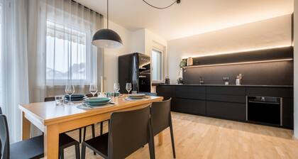 Appartement "Avia Living" avec vue sur les montagnes, balcons et Wi-Fi.