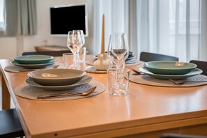 Dining - Apartment "Avia Living" with Mountain View, Balconies & Wi-Fi (Brunico)
