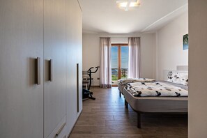 2 Schlafzimmer, Bügeleisen/Bügelbrett, kostenloses WLAN, Bettwäsche