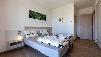 2 camere, ferro/asse da stiro, Wi-Fi gratuito, lenzuola