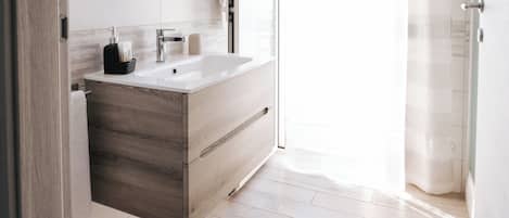 Chambre Quadruple Deluxe | Salle de bain