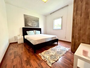 2 Schlafzimmer, Bügeleisen/Bügelbrett, Reisekinderbett, WLAN