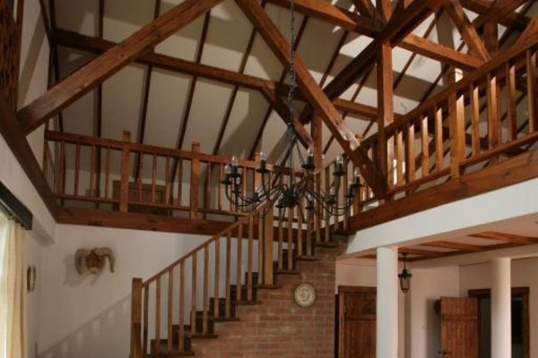 Access to the open attic