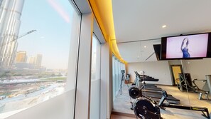 Gym - SuperHost - Family-Size Apartment With Full Burj Khalifa View (Dubai)