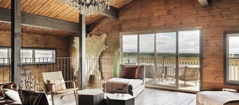 Laxá Lodge - Luxury Villa with amazing view.