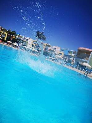 Piscine extérieure