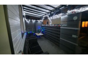 Lobby - House Side by Side (BRASOV)