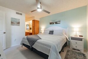 2 chambres, fer et planche à repasser, Wi-Fi gratuit, draps fournis
