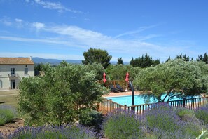 Piscine extérieure, piscine chauffée