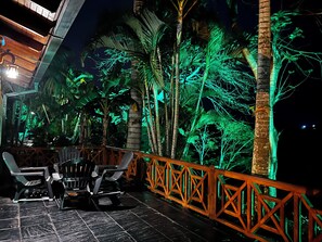 Outdoor dining - Costa del Sol Iguazu Nature & river (Puerto Iguazú)