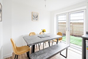 House | Family dining