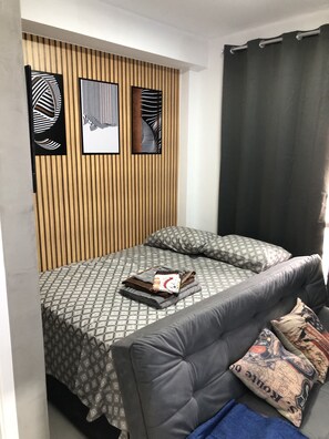 1 quarto, escrivaninha, Wi-Fi de cortesia, roupa de cama