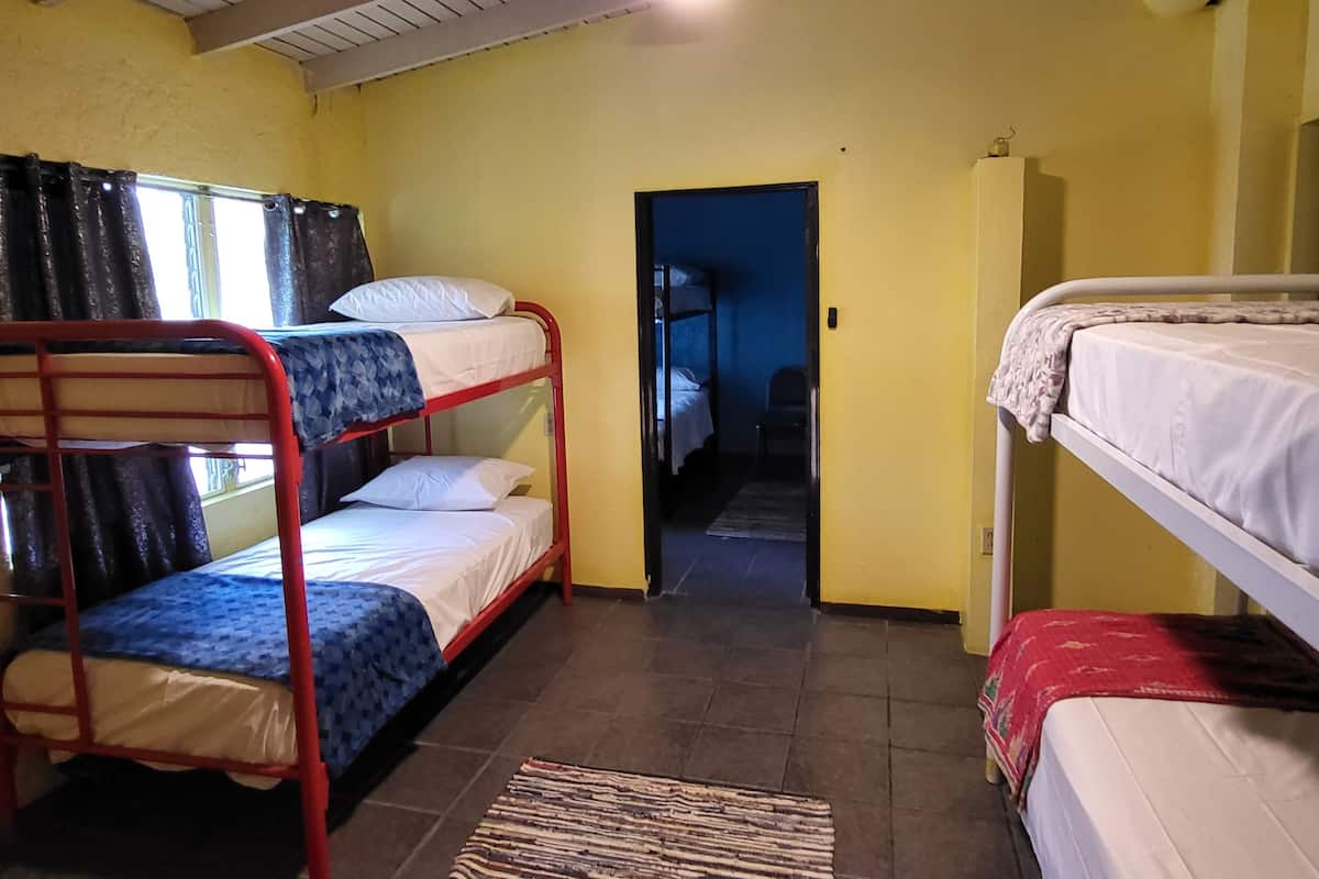 Hypo-allergenic bedding, laptop workspace, free WiFi, bed sheets