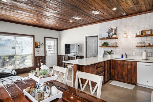 River Access | Pet-Friendly | Fishing | Deck+Grill