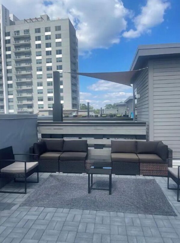 Property grounds - 2 Story Penthouse in Buckhead (Atlanta)