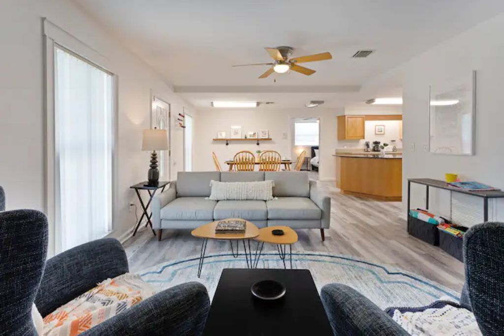 Smart TV, table football, books, computer monitors