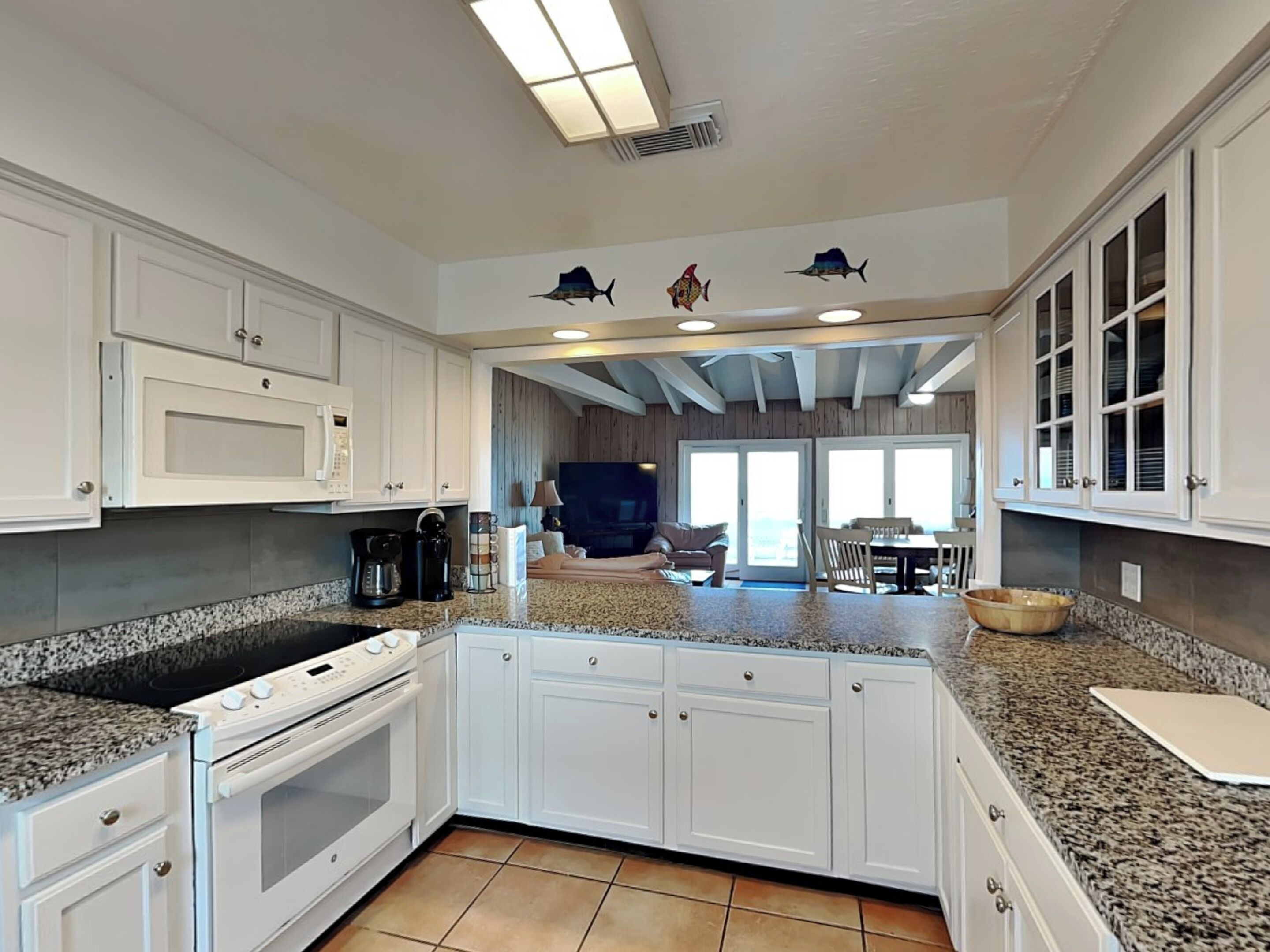 House (4 Bedrooms) | Property amenity