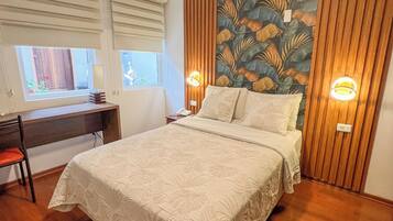 Standard Room, 1 Double Bed, Garden View, Garden Area | Premium bedding, desk, laptop workspace, blackout drapes