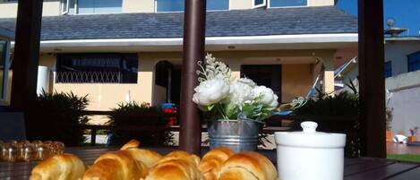 Desayuno continental incluido todos los días