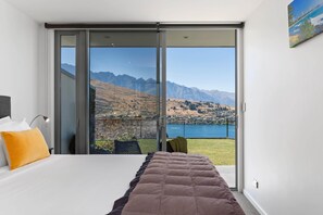 4 bedrooms, iron/ironing board, travel crib, WiFi