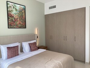 Appartement Deluxe | 1 chambre, ameublement personnalisé, fer et planche à repasser