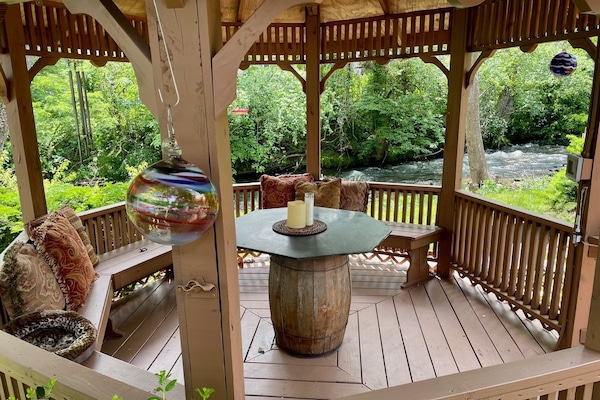 The Gazebo overlooks the fire pit and Richland Creek.
