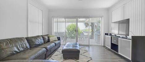 Televisie en een kantoor