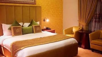 Deluxe Double Room | Iron/ironing board, free WiFi